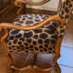 fauteuil  peau de girafe