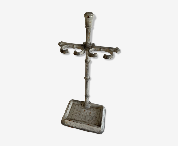 Enamelled umbrella holder