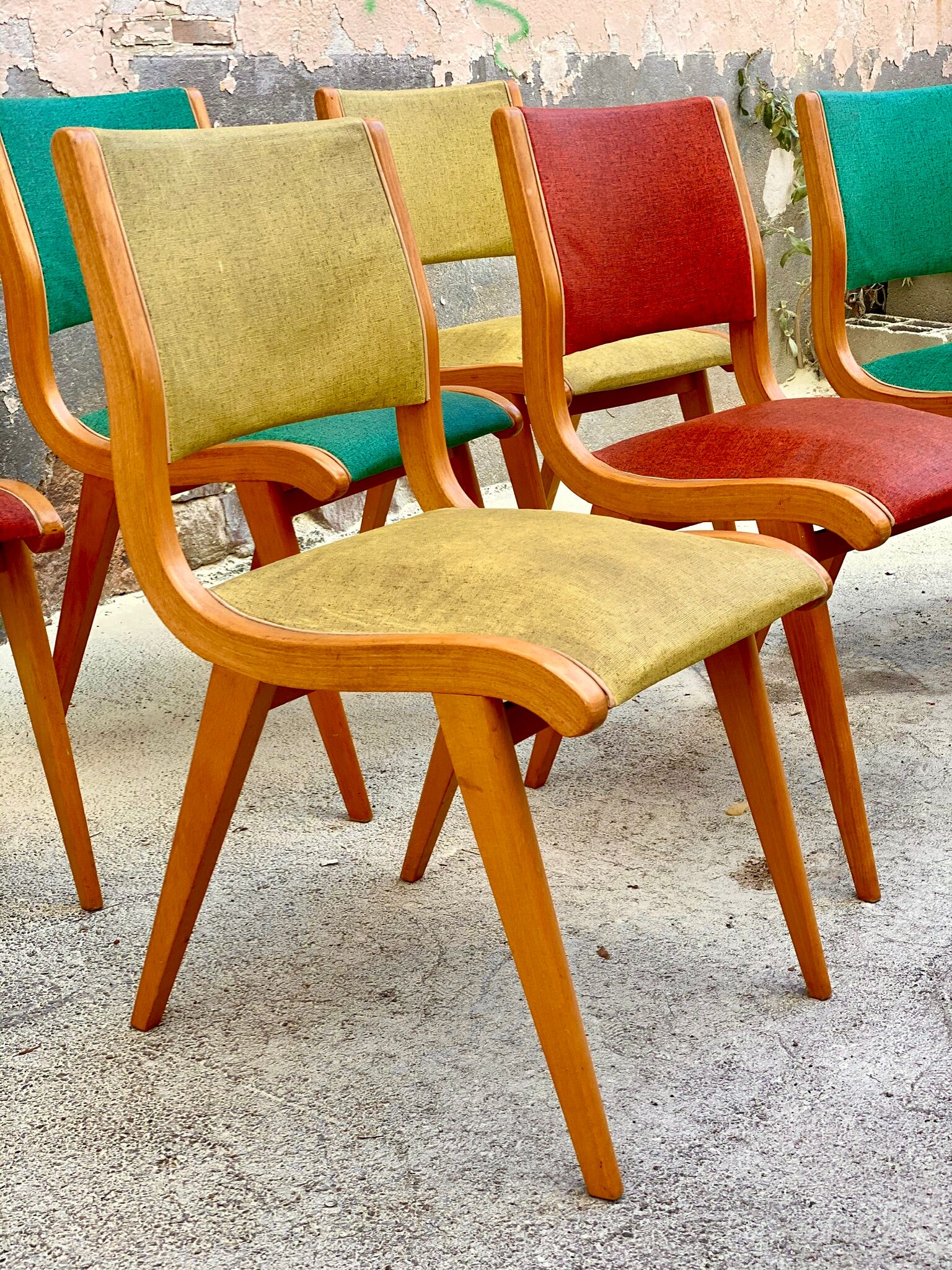Suite of 6 chairs 70s