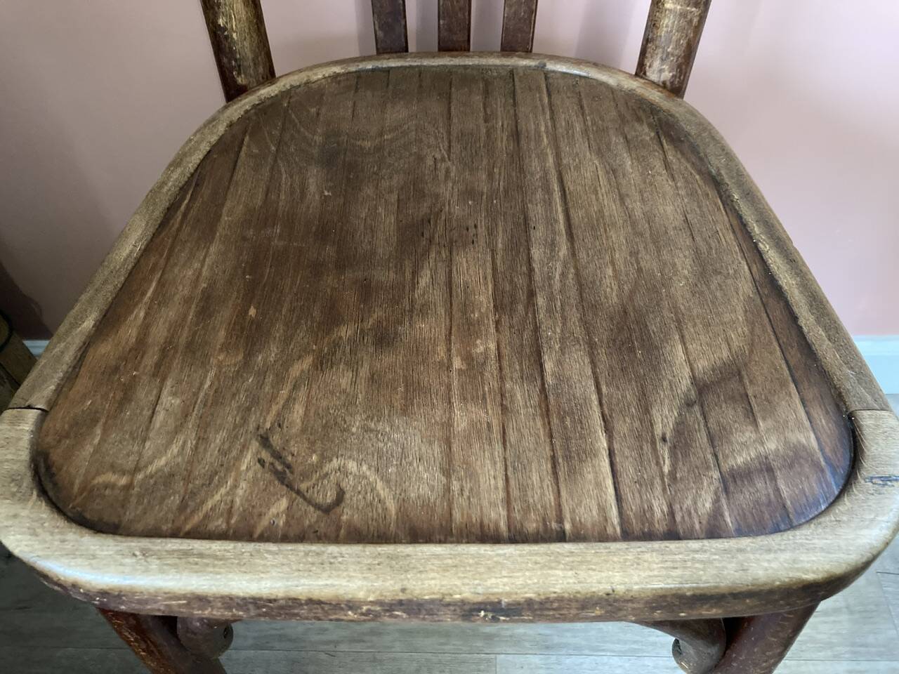 Lot de 3 chaises bistrots anciennes