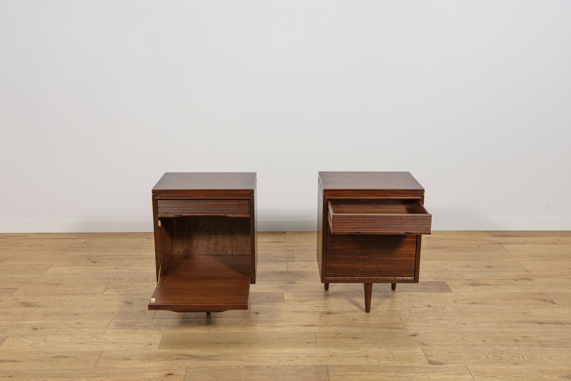 Mid-Century Bedside Tables from White & Newton, United Kingdom, 1960s, Set of 2