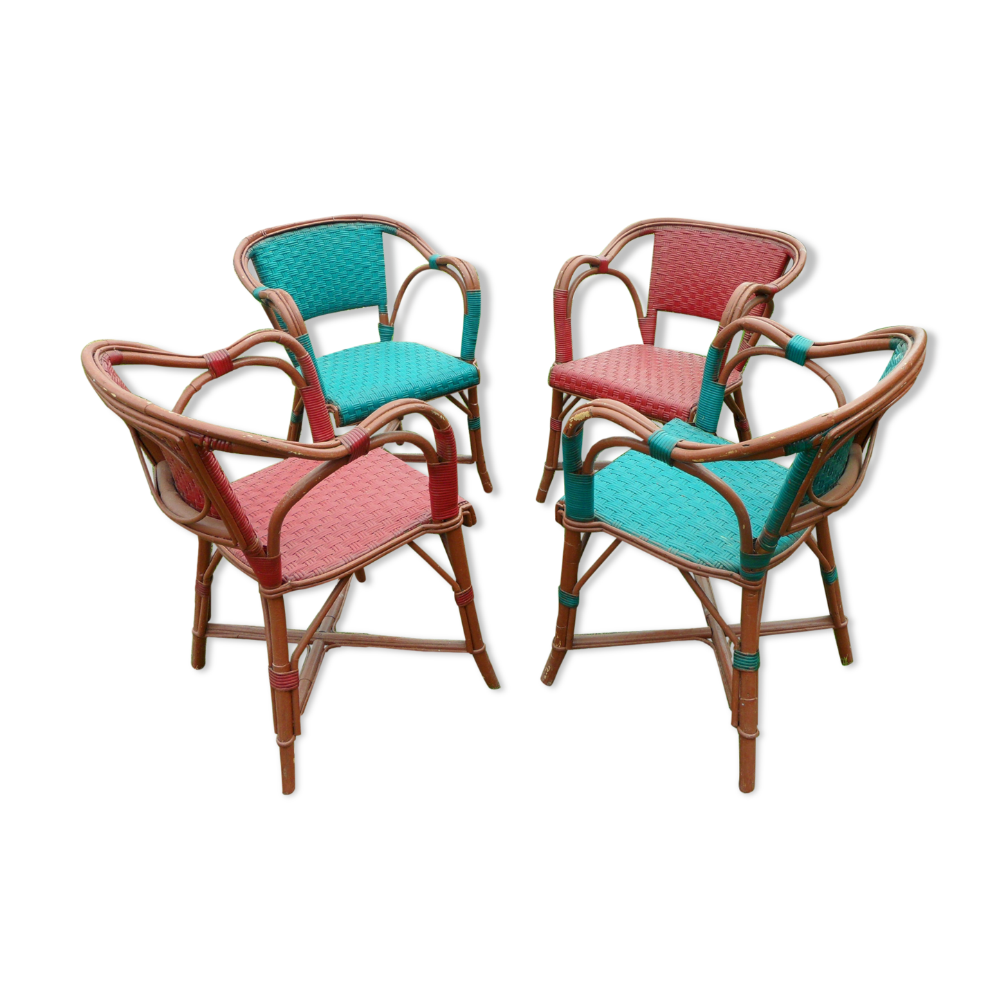4 red and green garden chairs