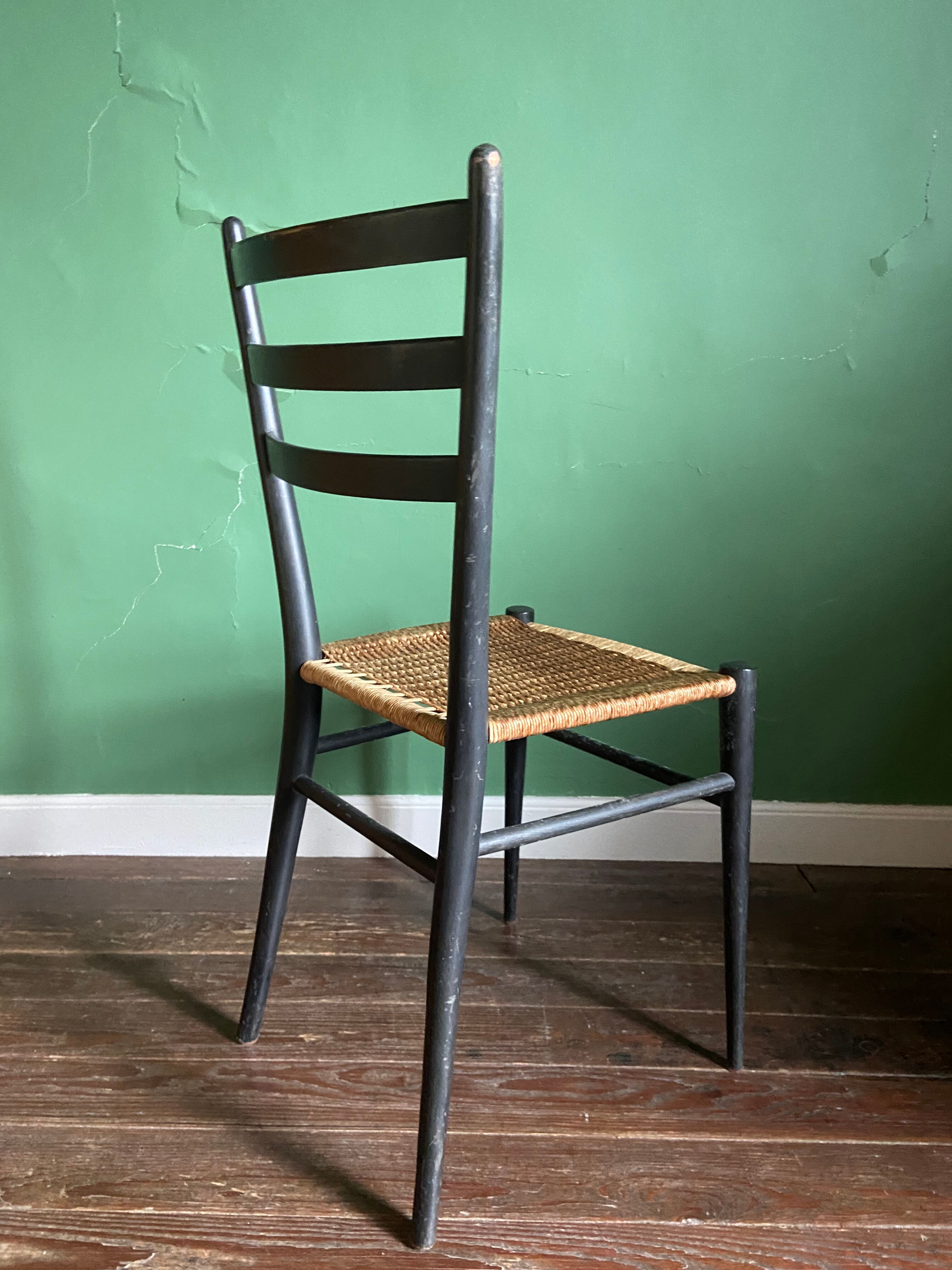 Chaises 1950 en bois et corde