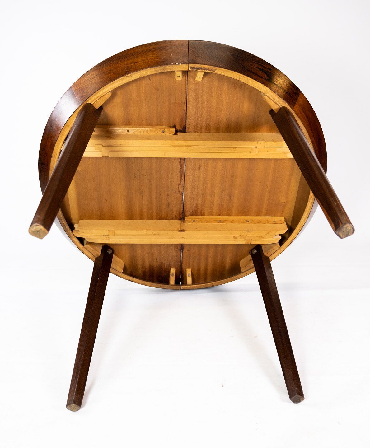 Dining table in rosewood of danish design from the 1960s.