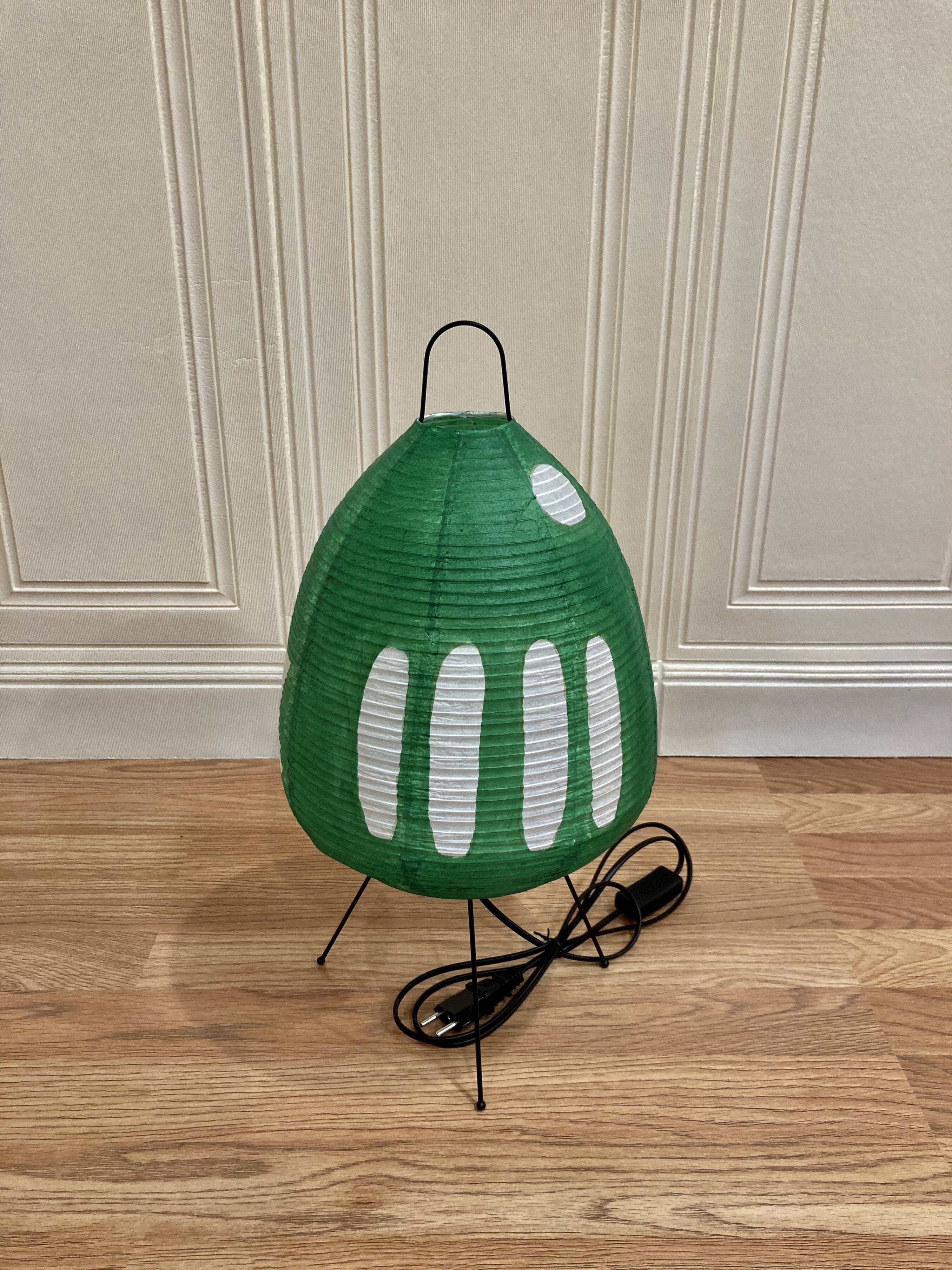 Trio de lampes en papier et métal