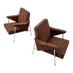 chaises en métal vintage