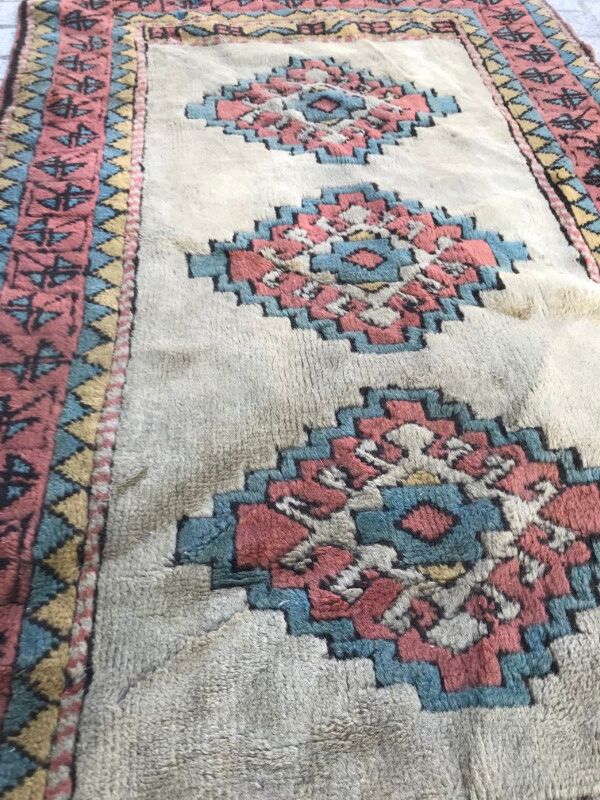 Carpet vintage turkish kars done hand 120 x 174 cm