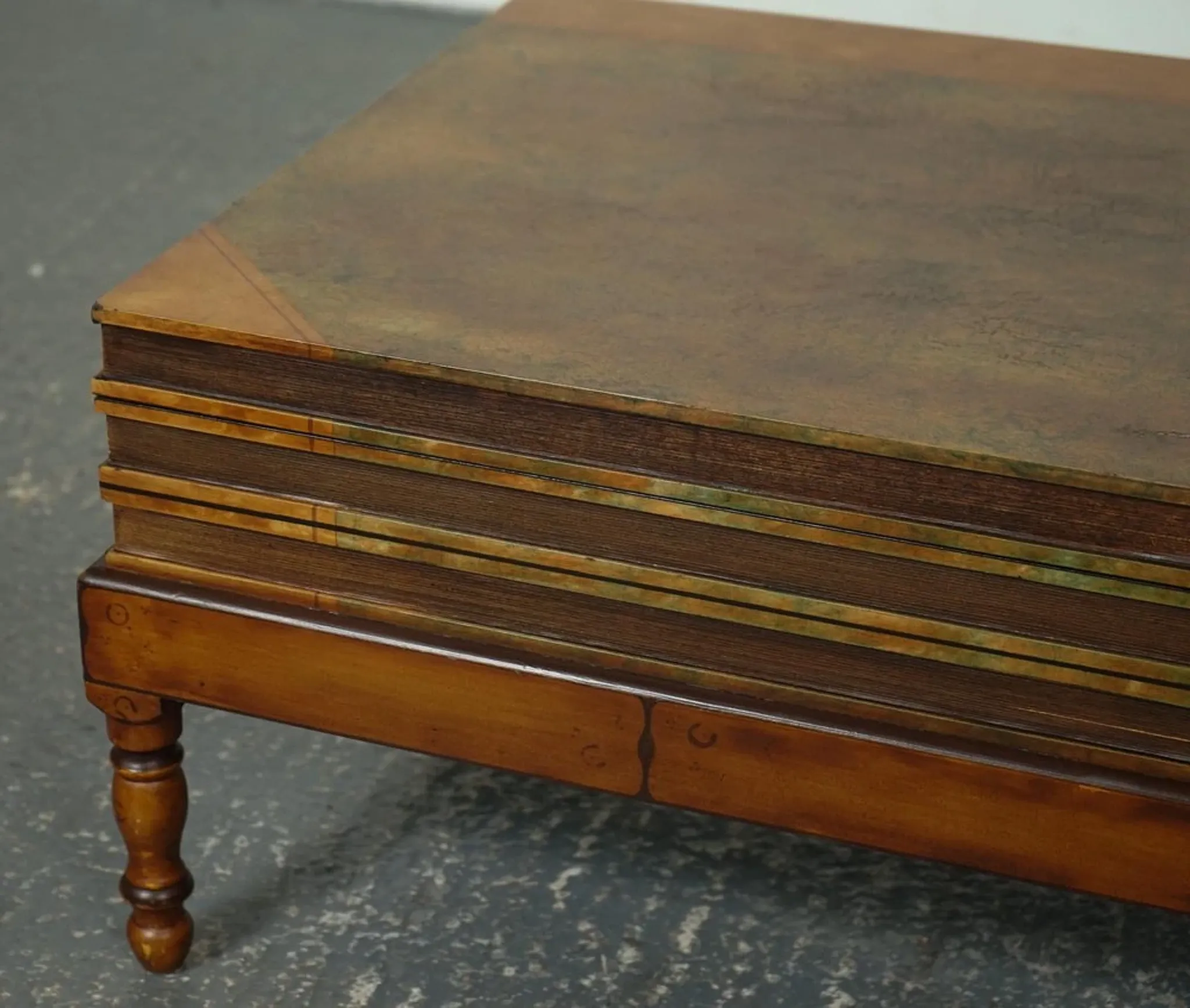 Vintage Coffee Table in Faux Leather with Internal Storage for Books