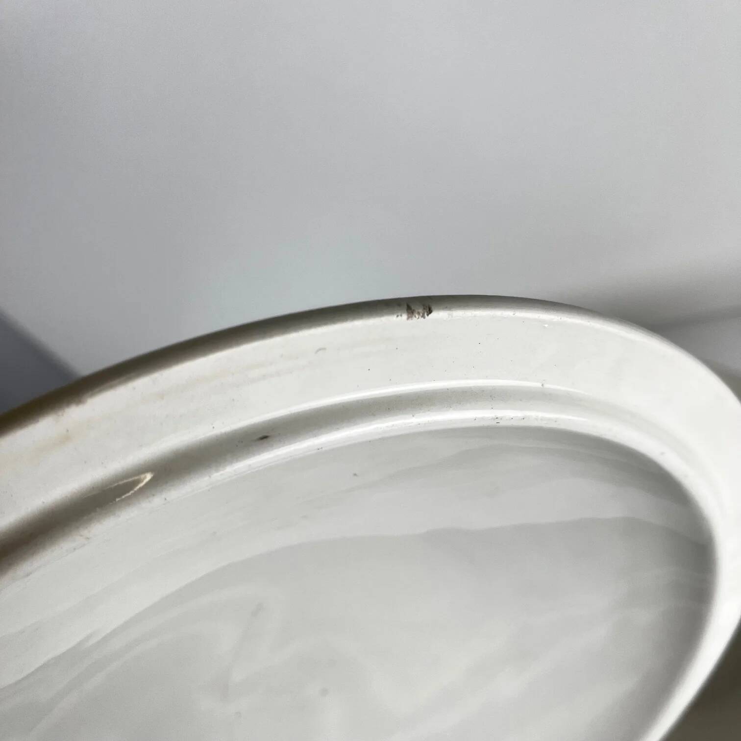 Soup tureen "The Hive", Moulins des Loups, 20th century