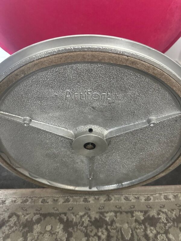 Fauteuil Globe Pierre Paulin pour Artifort tissus neufs