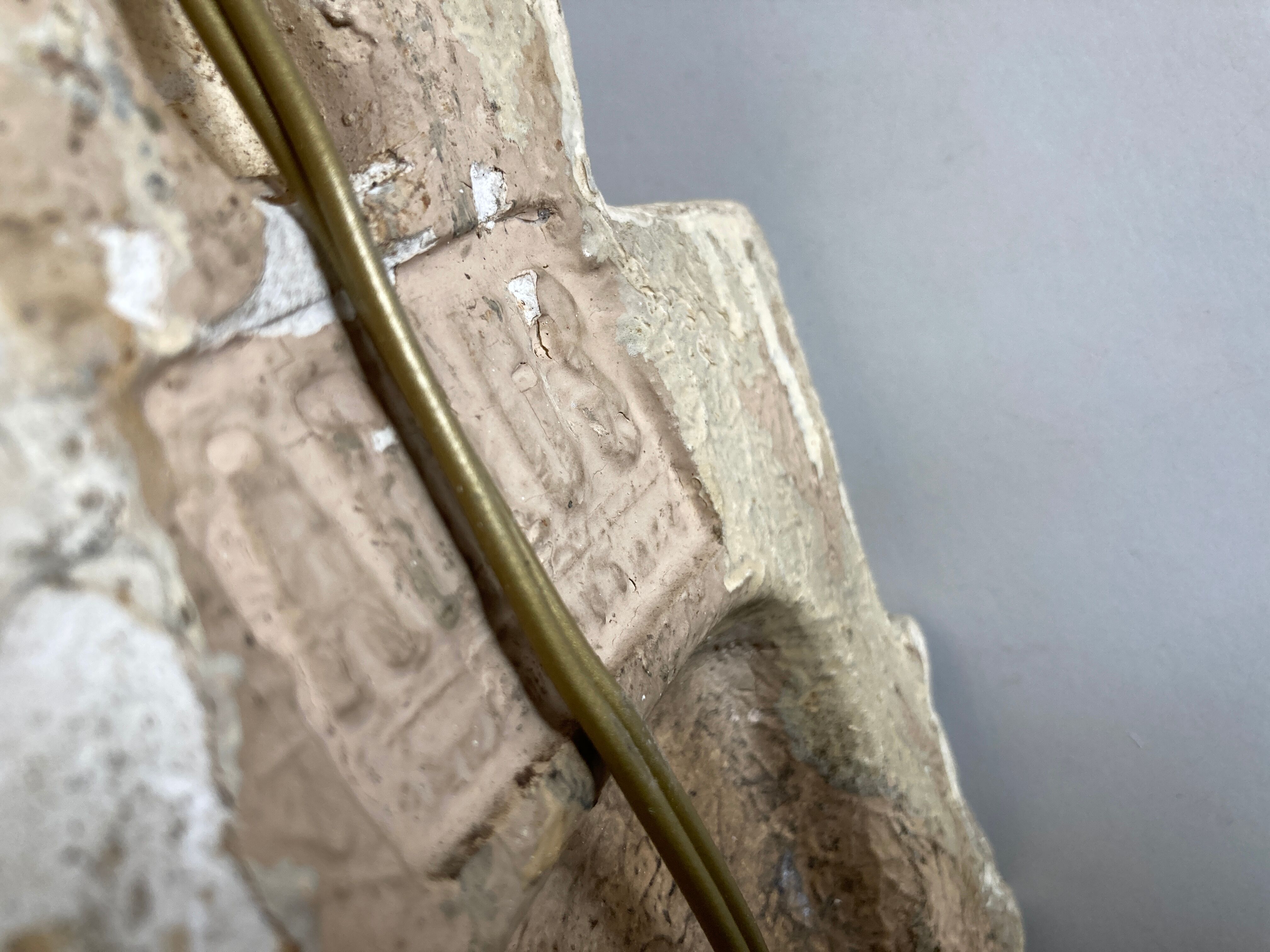 Pair of Arlus torchlight wall light in art deco plaster 1950