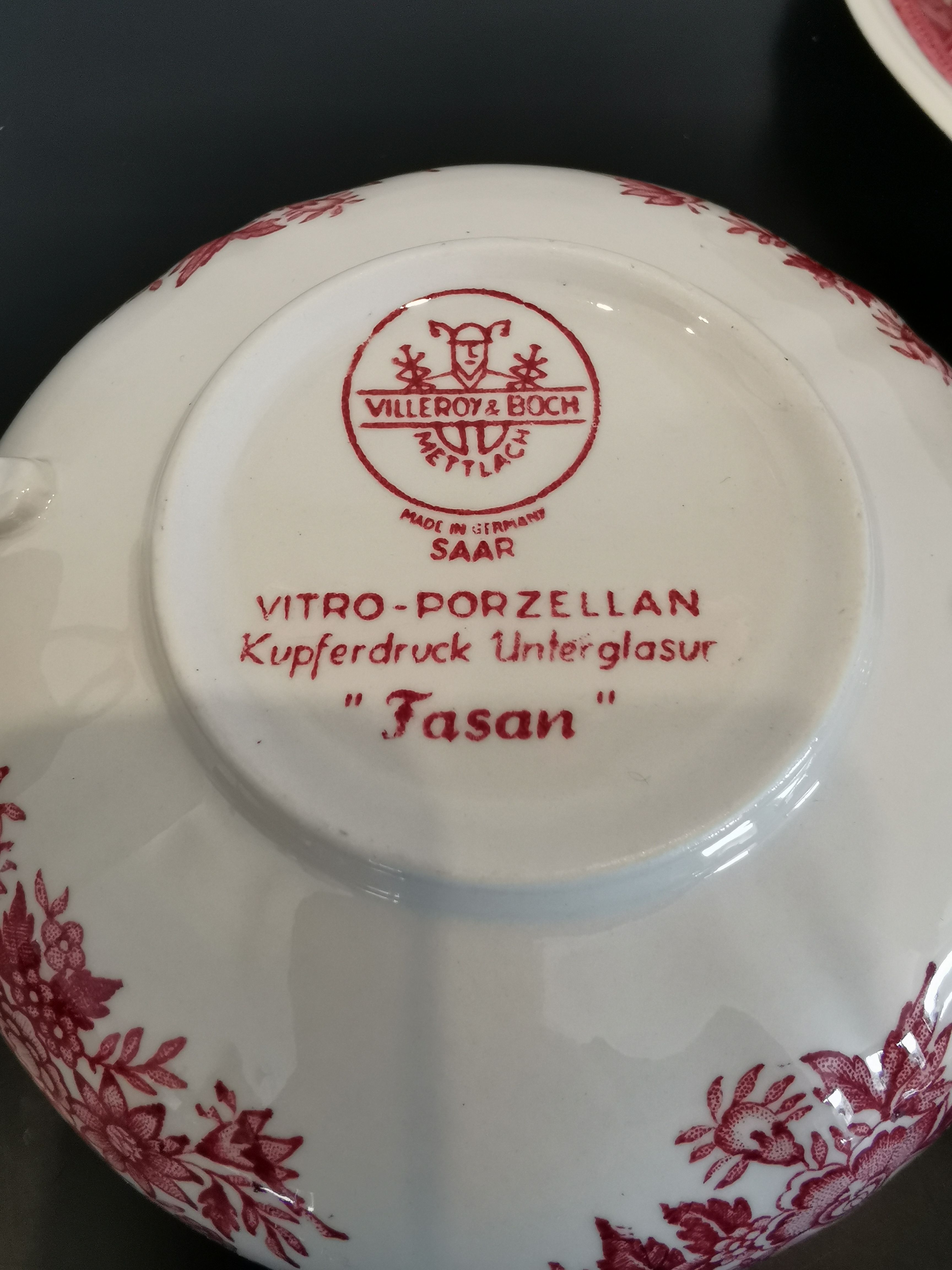 12 soup bowls and saucer service Villeroy&Boch Saar