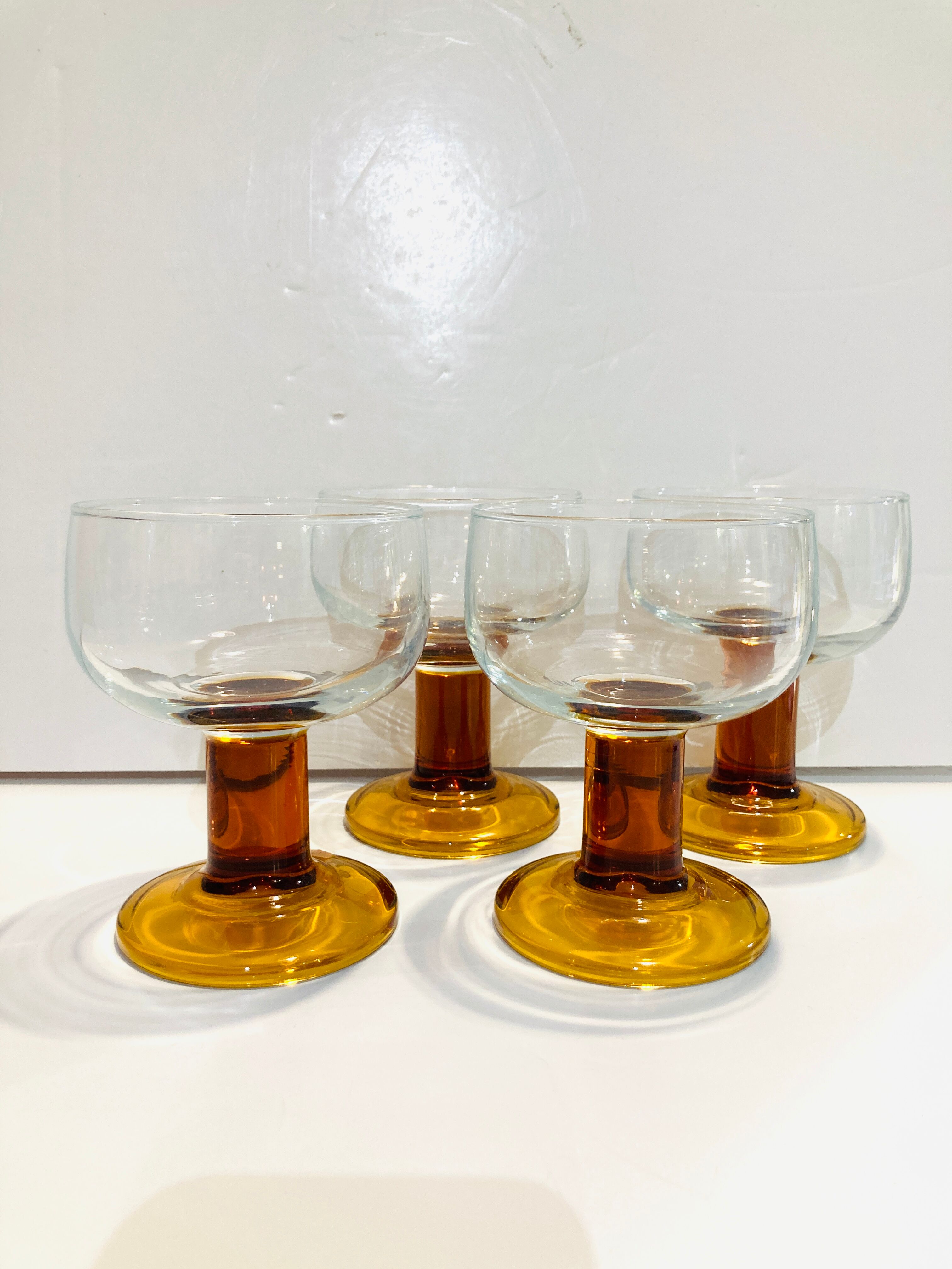 4 camel foot glasses from the 70s