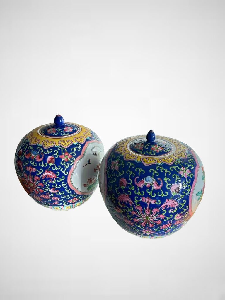 Pair Chinese ginger pots early 19th