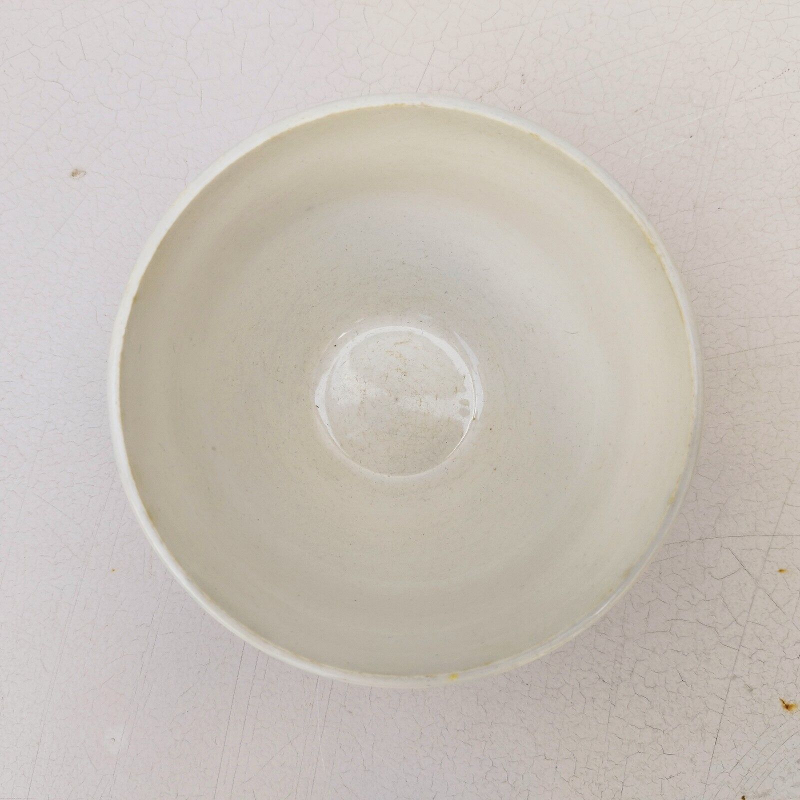 Earthenware bowl décor vintage stripes