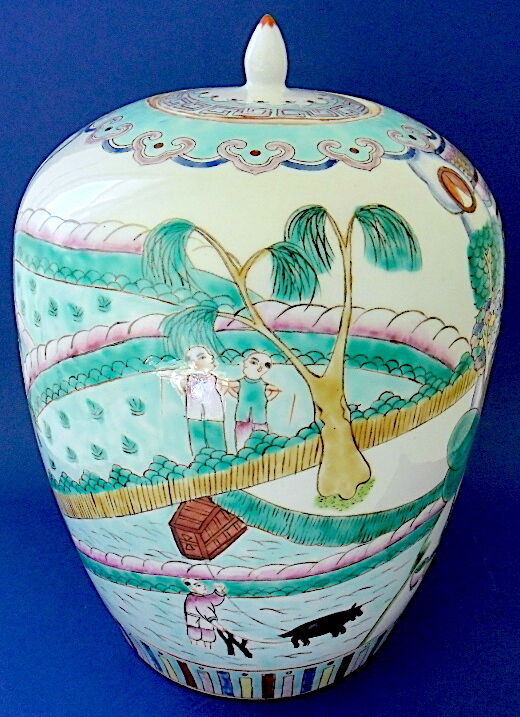 Porcelain tea jar from China