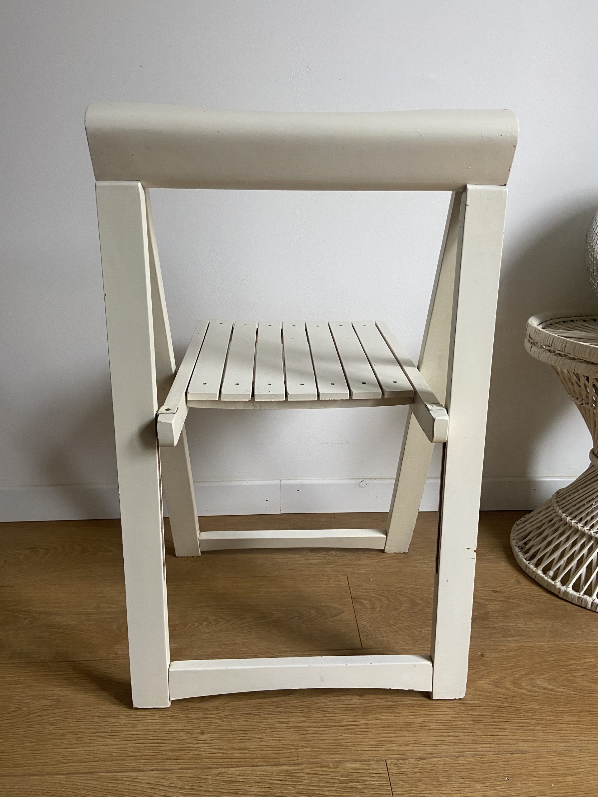 White folding vintage chair