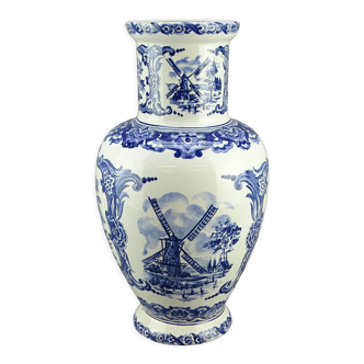 Earthenware vase from molen in holland