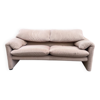 Canaoé Maralunga 2 seats to be reupholstered by Vico Magistretti for Cassina