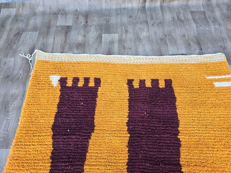 Authentic handmade pure wool rug size 1/2 m