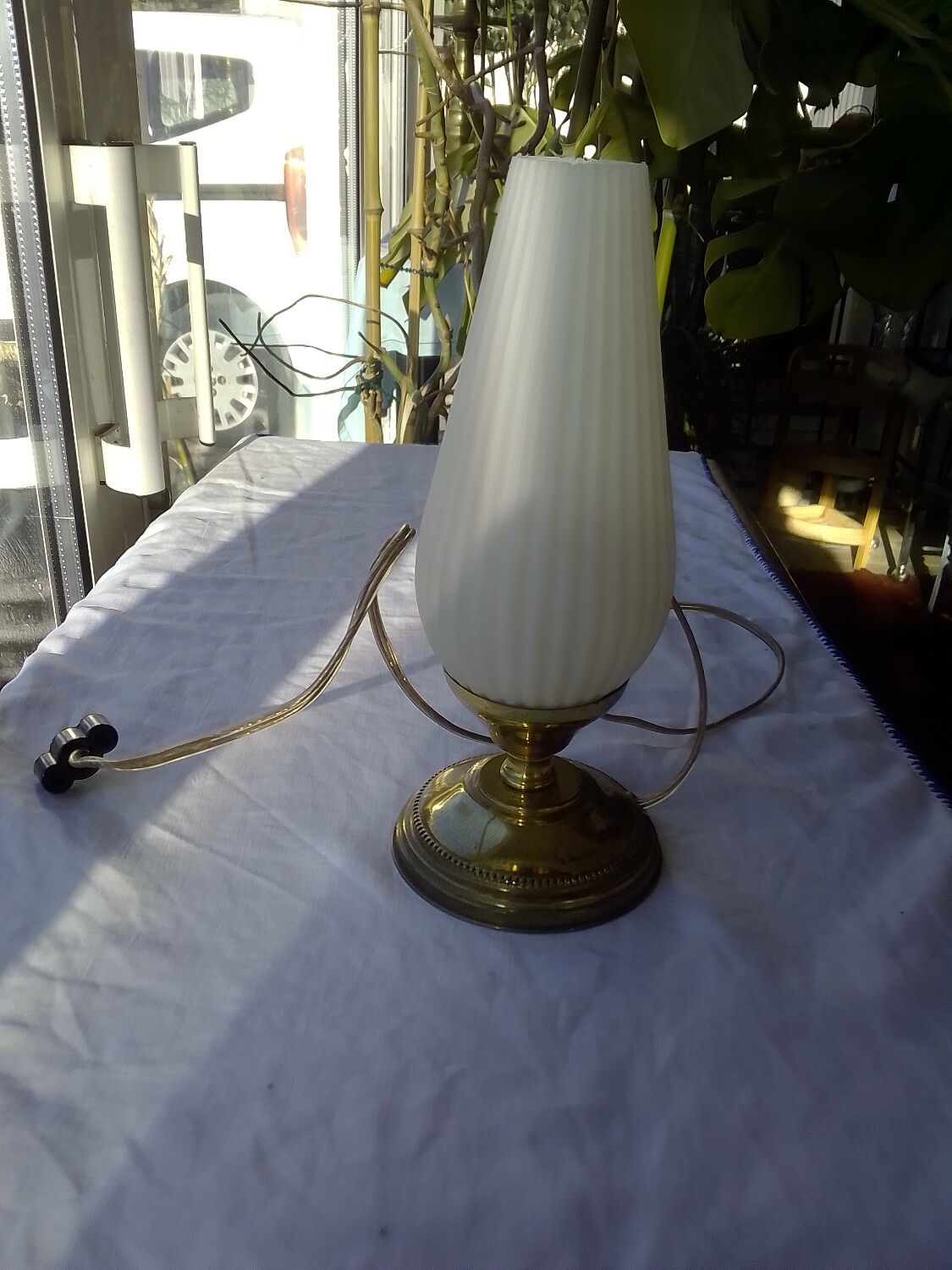 Desk lamp brass plastic lampshade