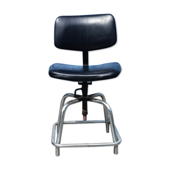 Industrial laboratory chair