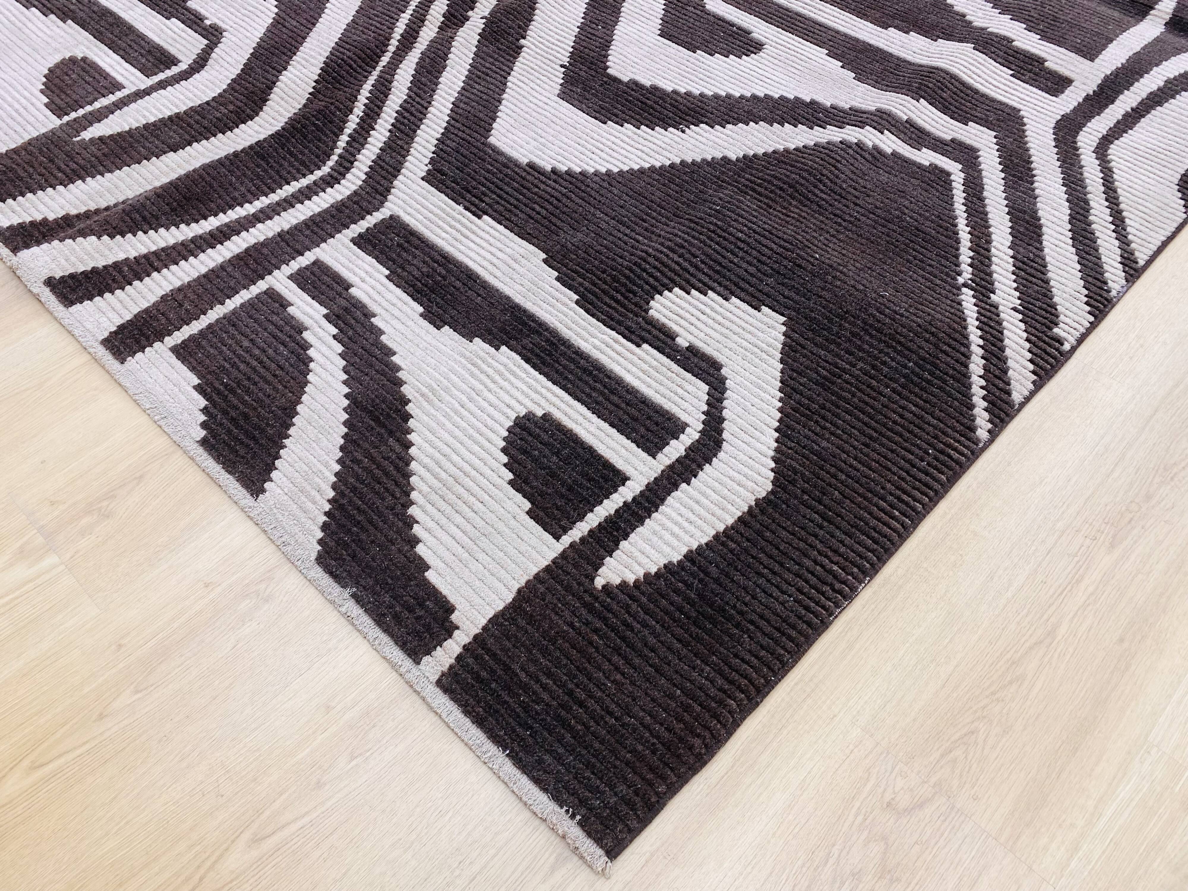 Handmade Turkish Oushak rug 203 cm x 295 cm