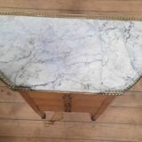 Small Louis XVI style chest of drawers with rounded sides