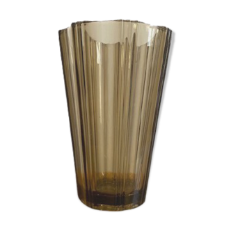 Vase en verre teinté année 70