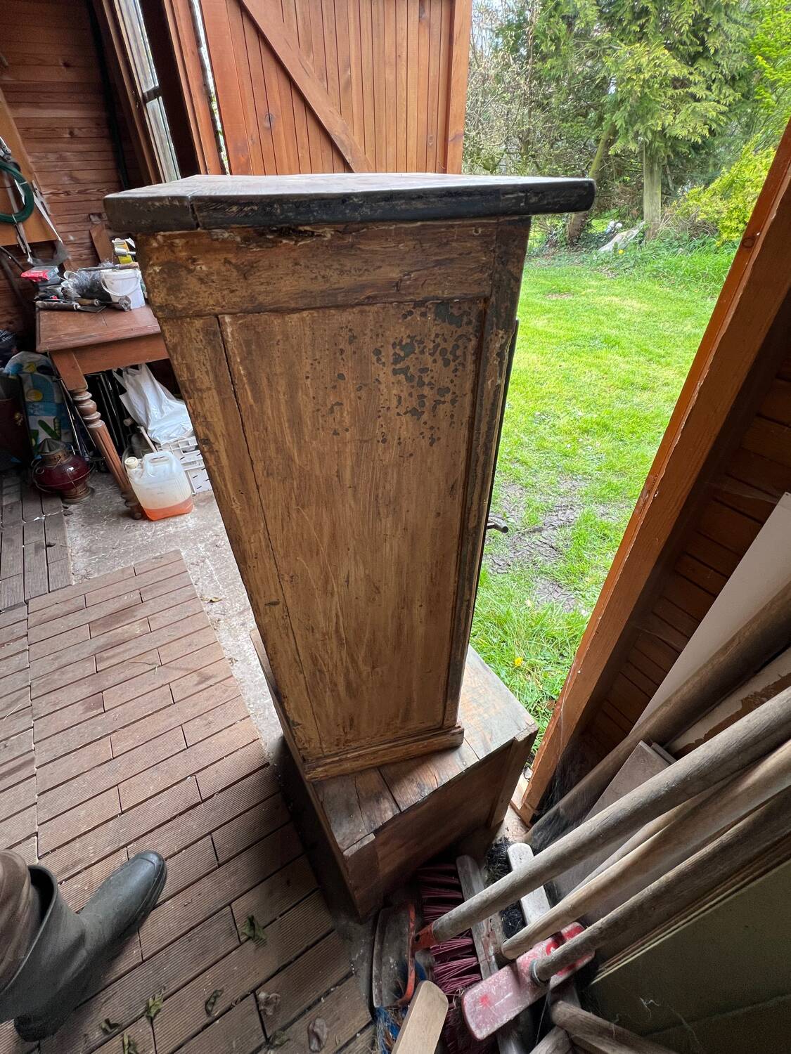 Old jam maker storage unit