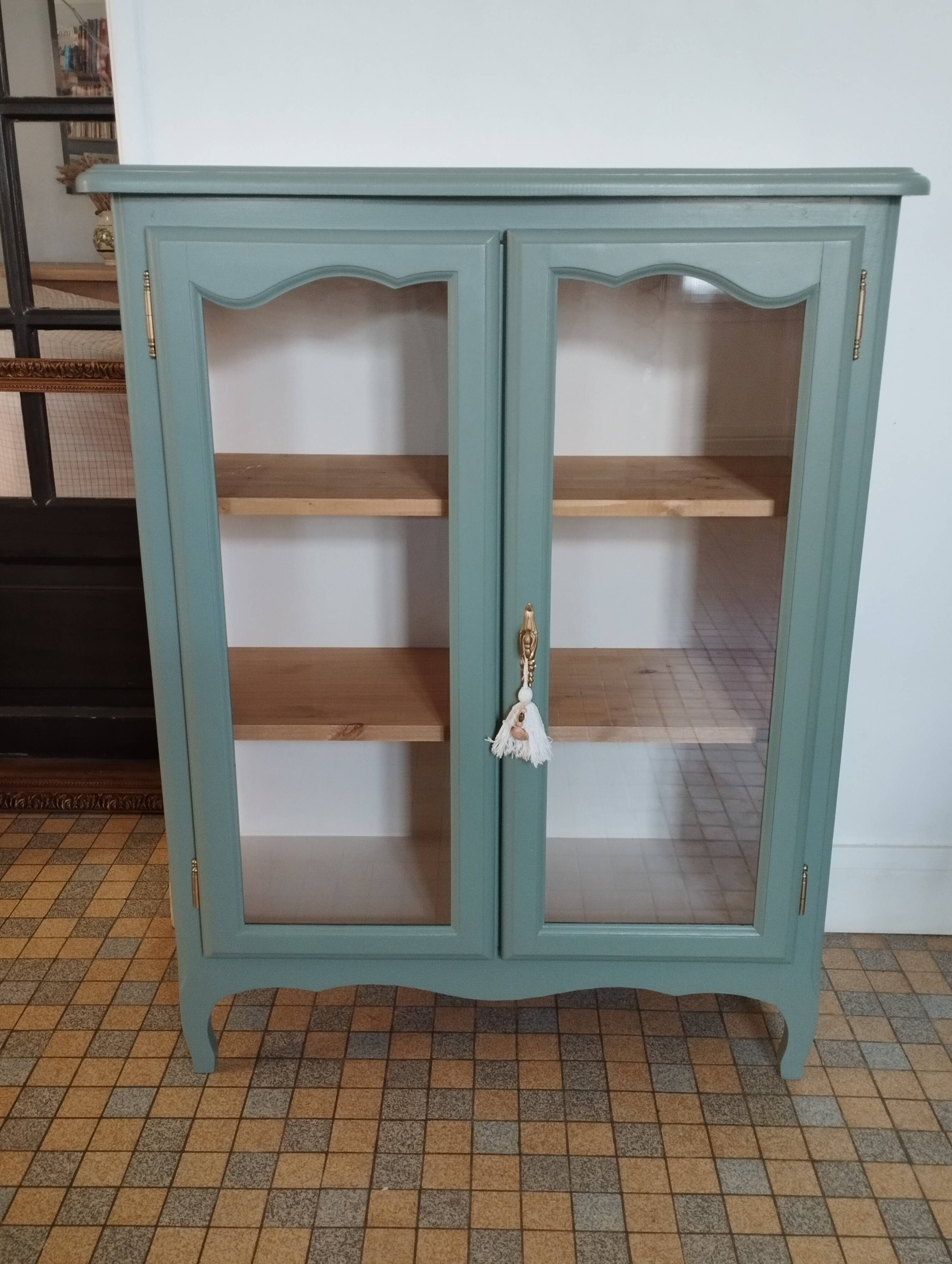 Vintage library display case