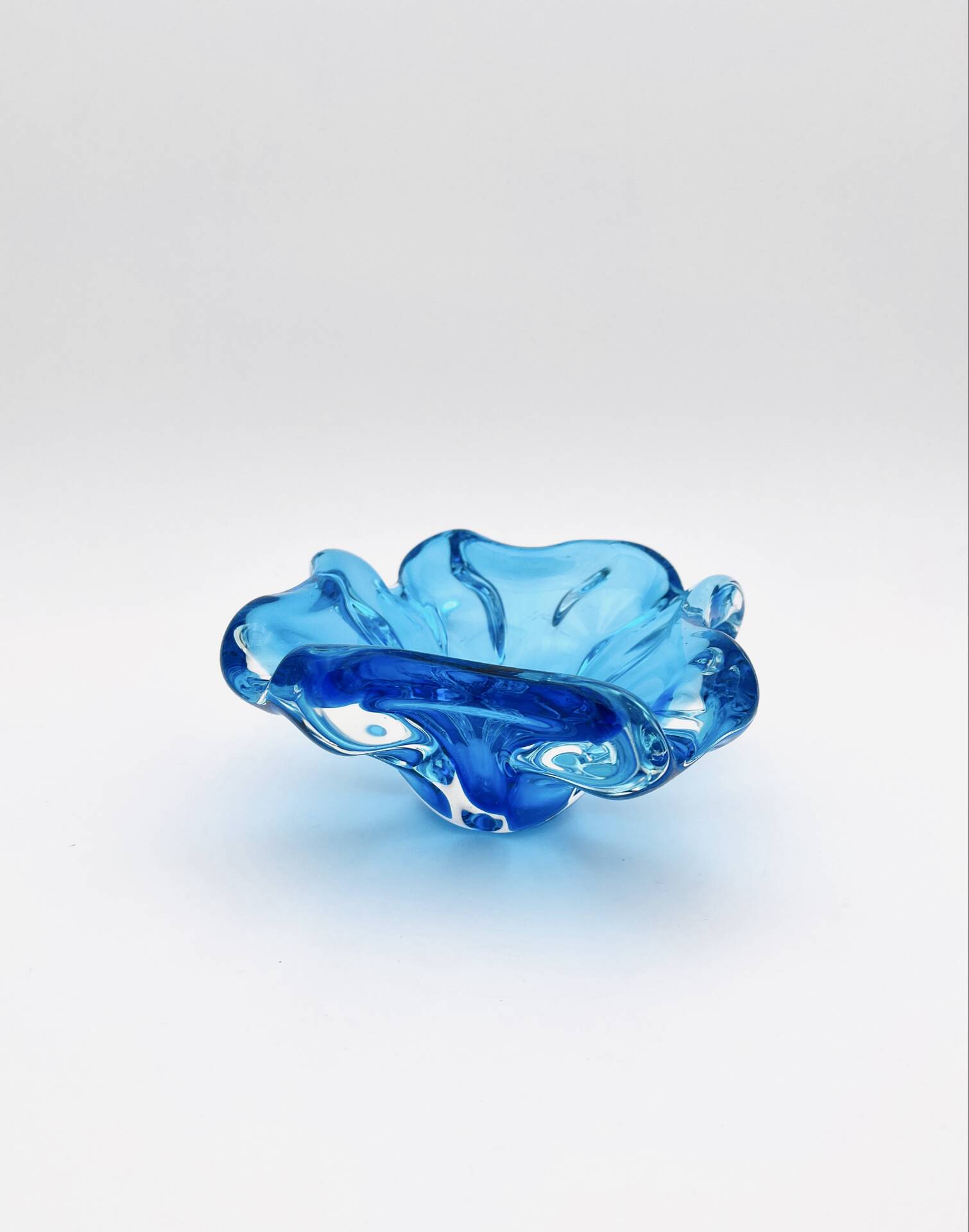 Flavio Poli Murano Crystal Sommerso Blue Turquoise Cup 17cm