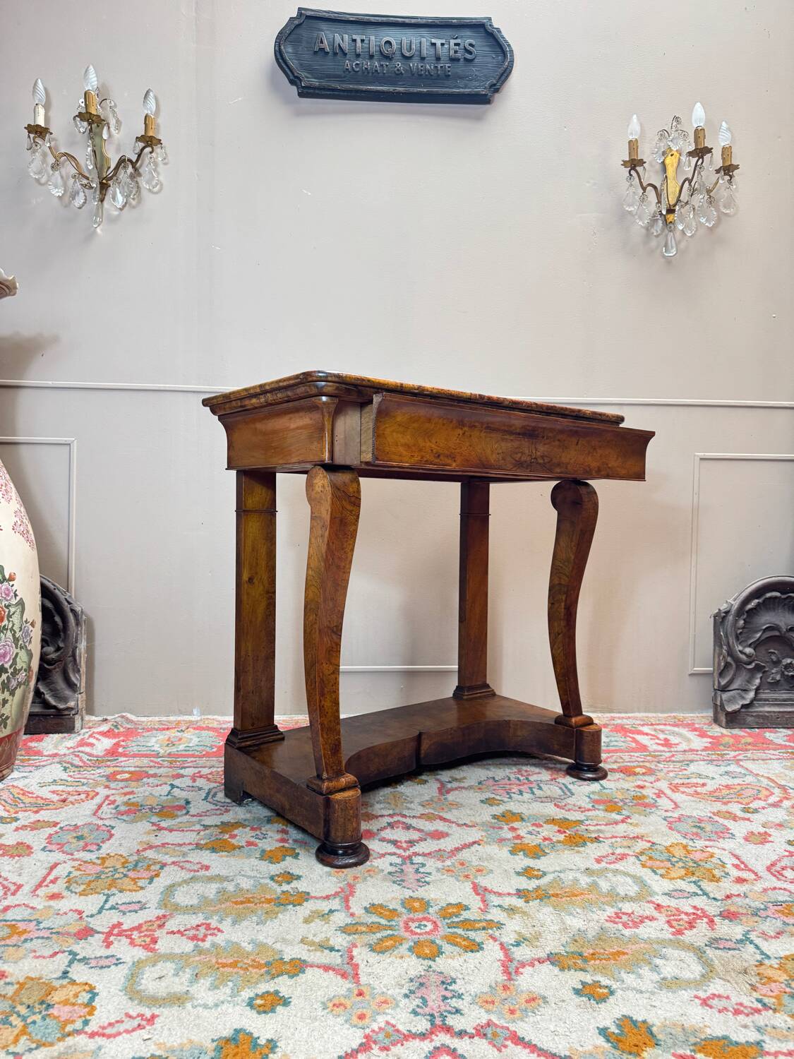 Console in flamed walnut from the louis philippe period, 19th century