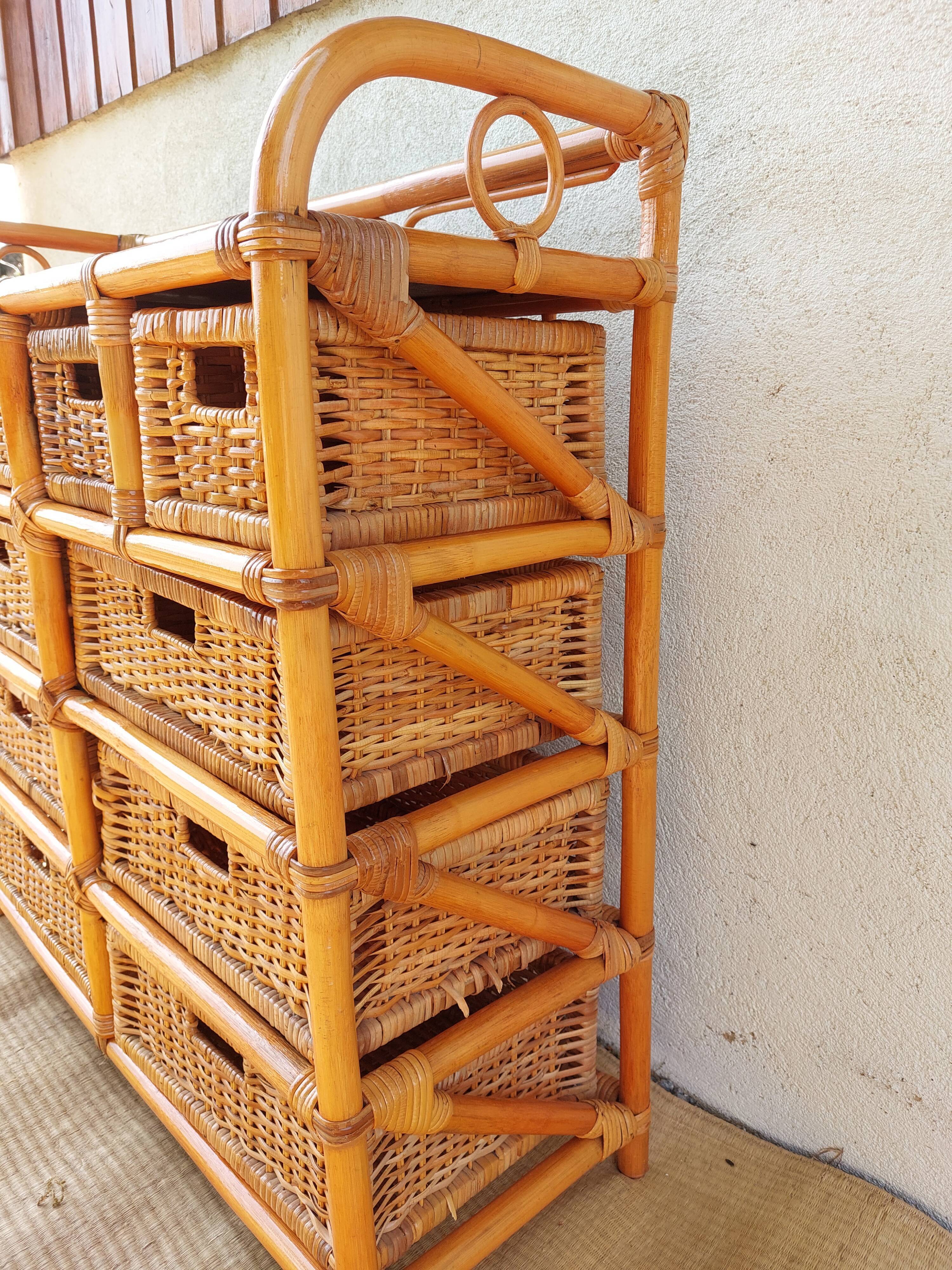 Commode en osier