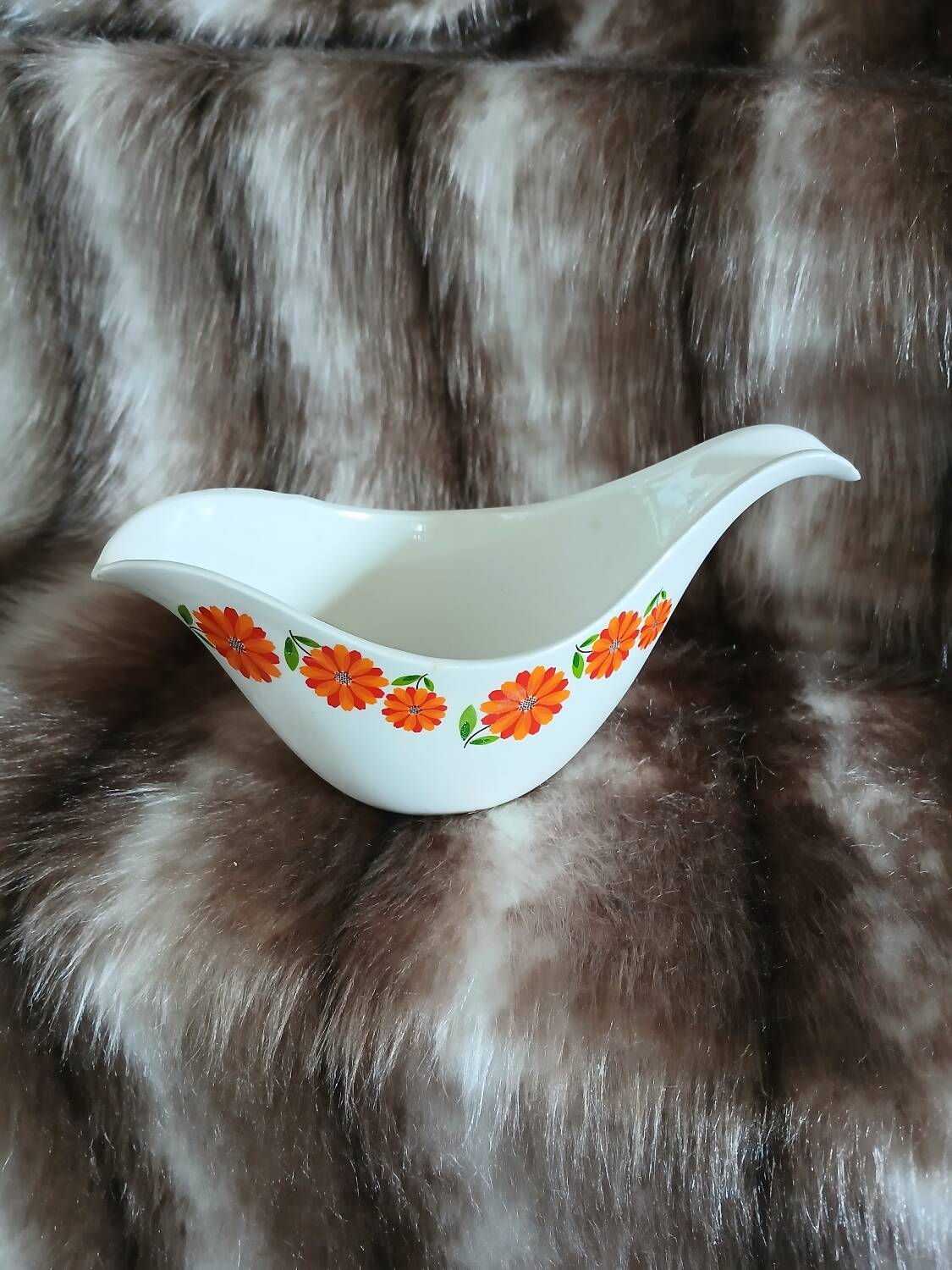 Old sauceboat Moulin des Loups