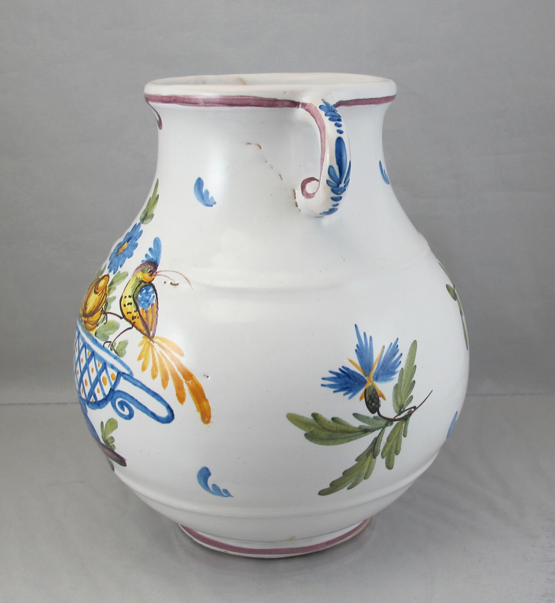 Vase moustiers