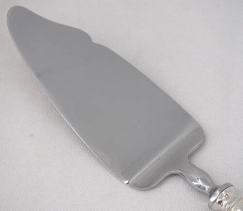 Christofle Chinon Filet, cutting pie server in silver-plated metal, in excellent condition.