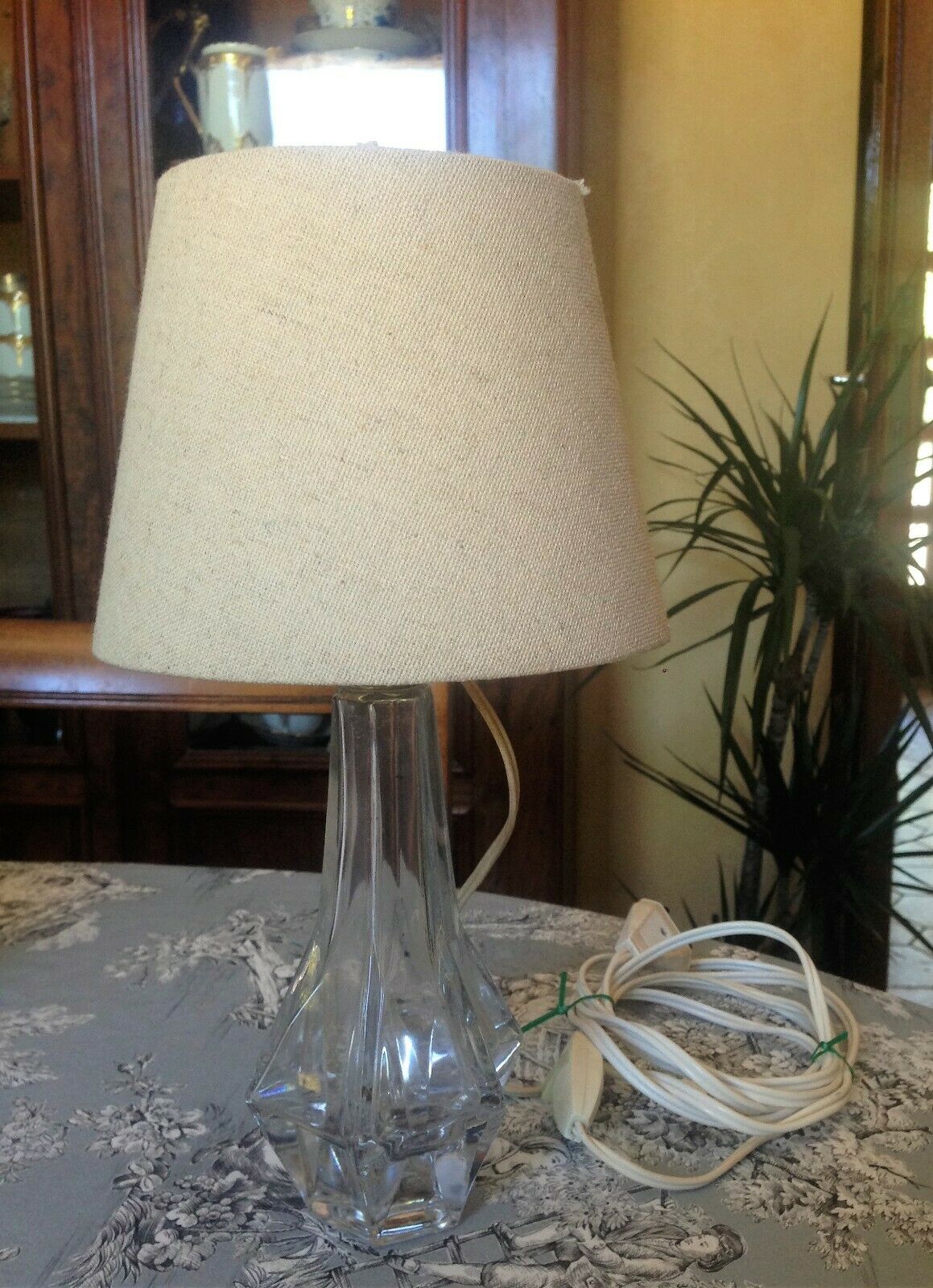 Glass foot lamp