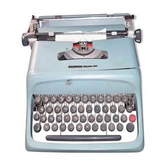Machine à écrire Olivetti studio 44