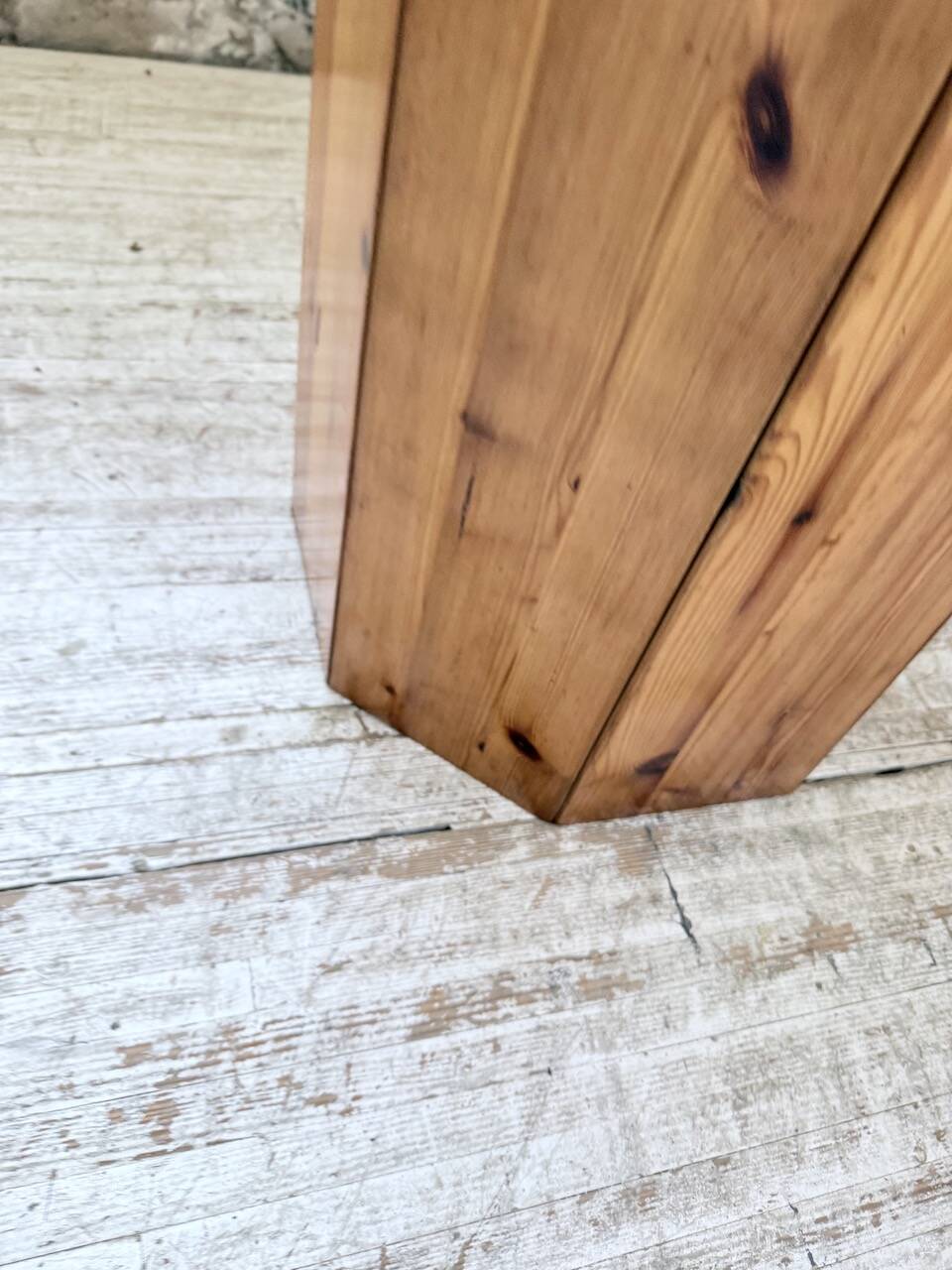 Hexagonal console table guéridon Regain pine 1970