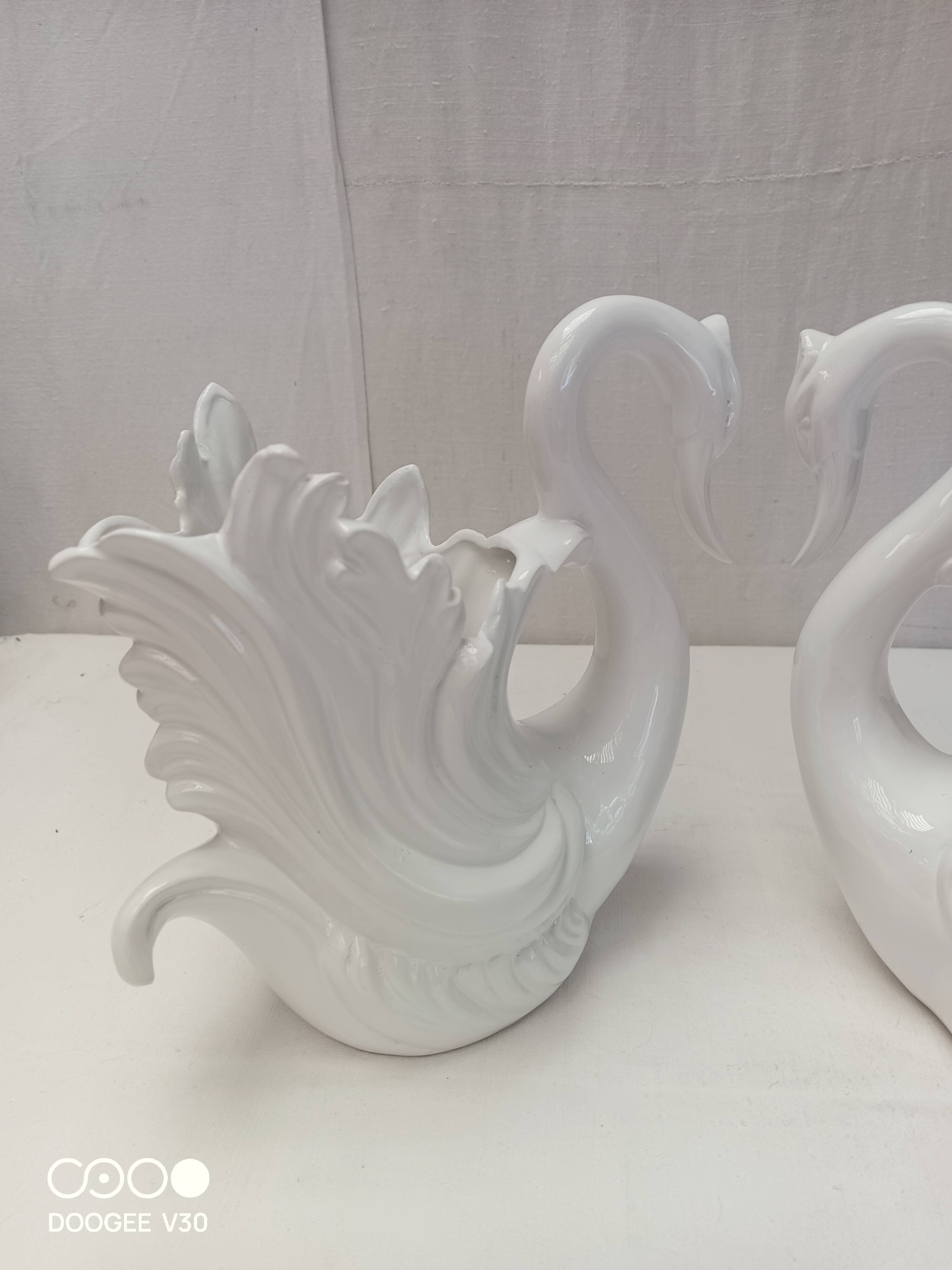 Swan pot holder pair porcelain ceramic vase decoration