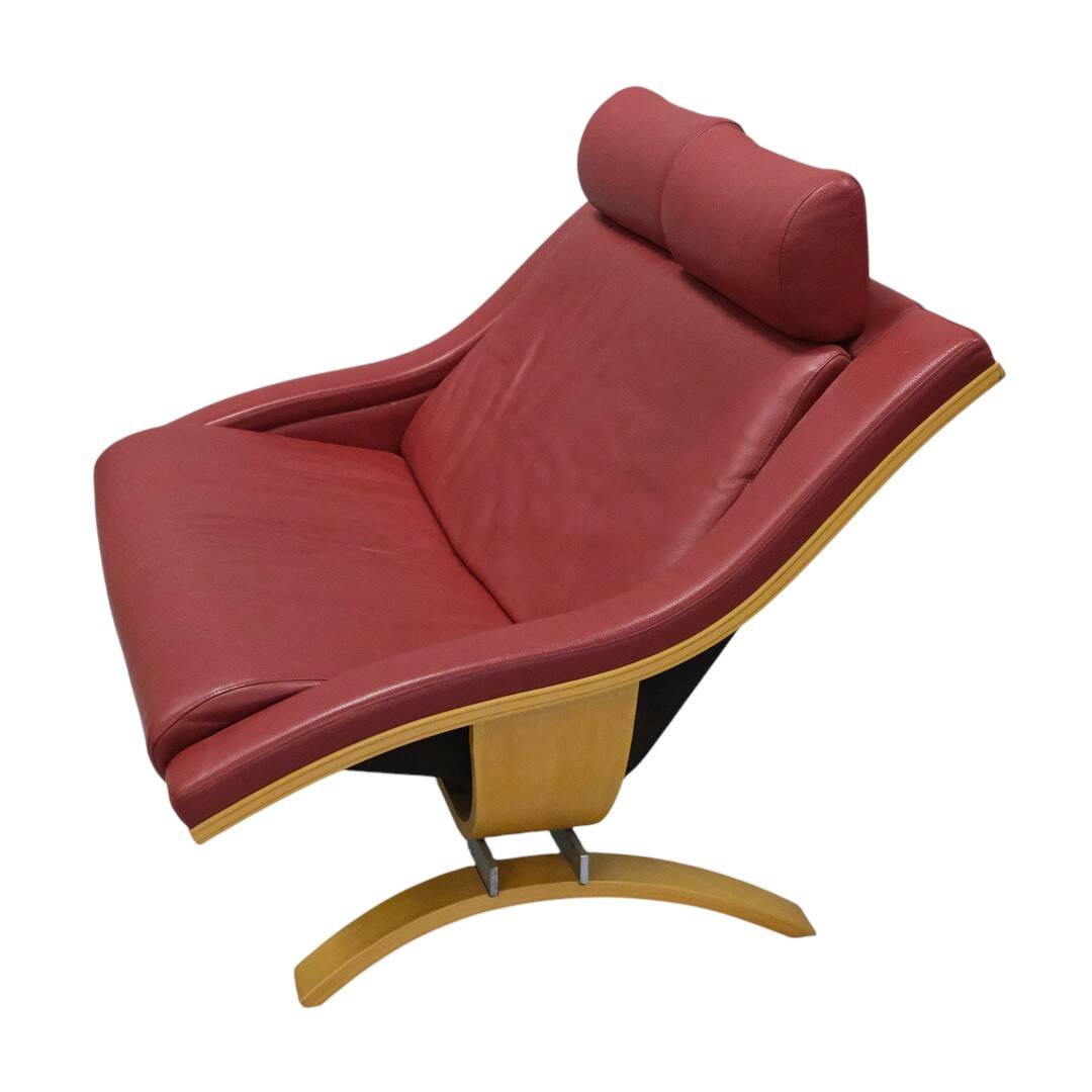 Two-seater red leather sofa by Roche Bobois on a bent beech base, France.