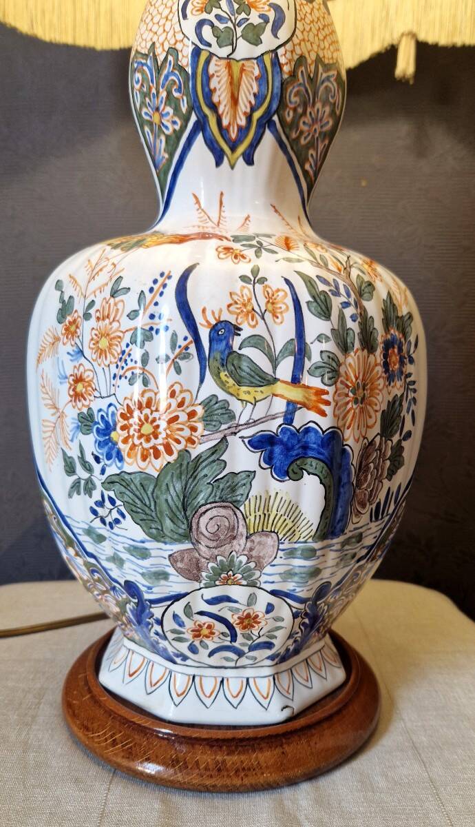 20th-century ceramic lamp