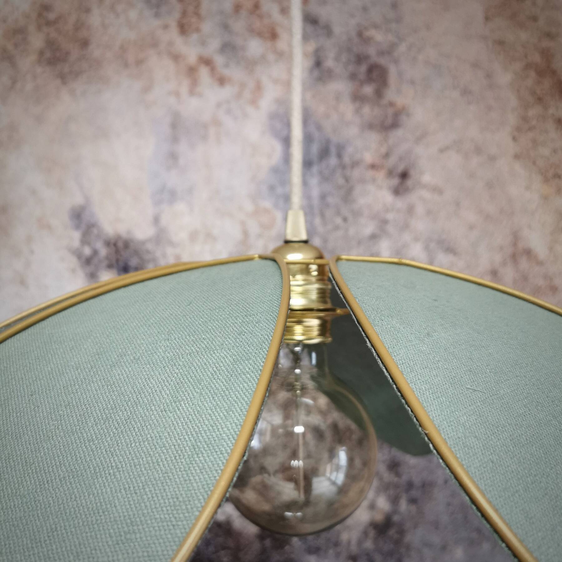 Flower suspension metal structure 6 petals in celadon green linen