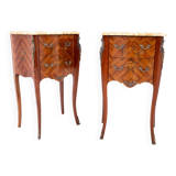 Tables de chevet anciennes à plateau en pierre, France, vers 1910.