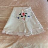 Nappe ancienne broderie et dentelle