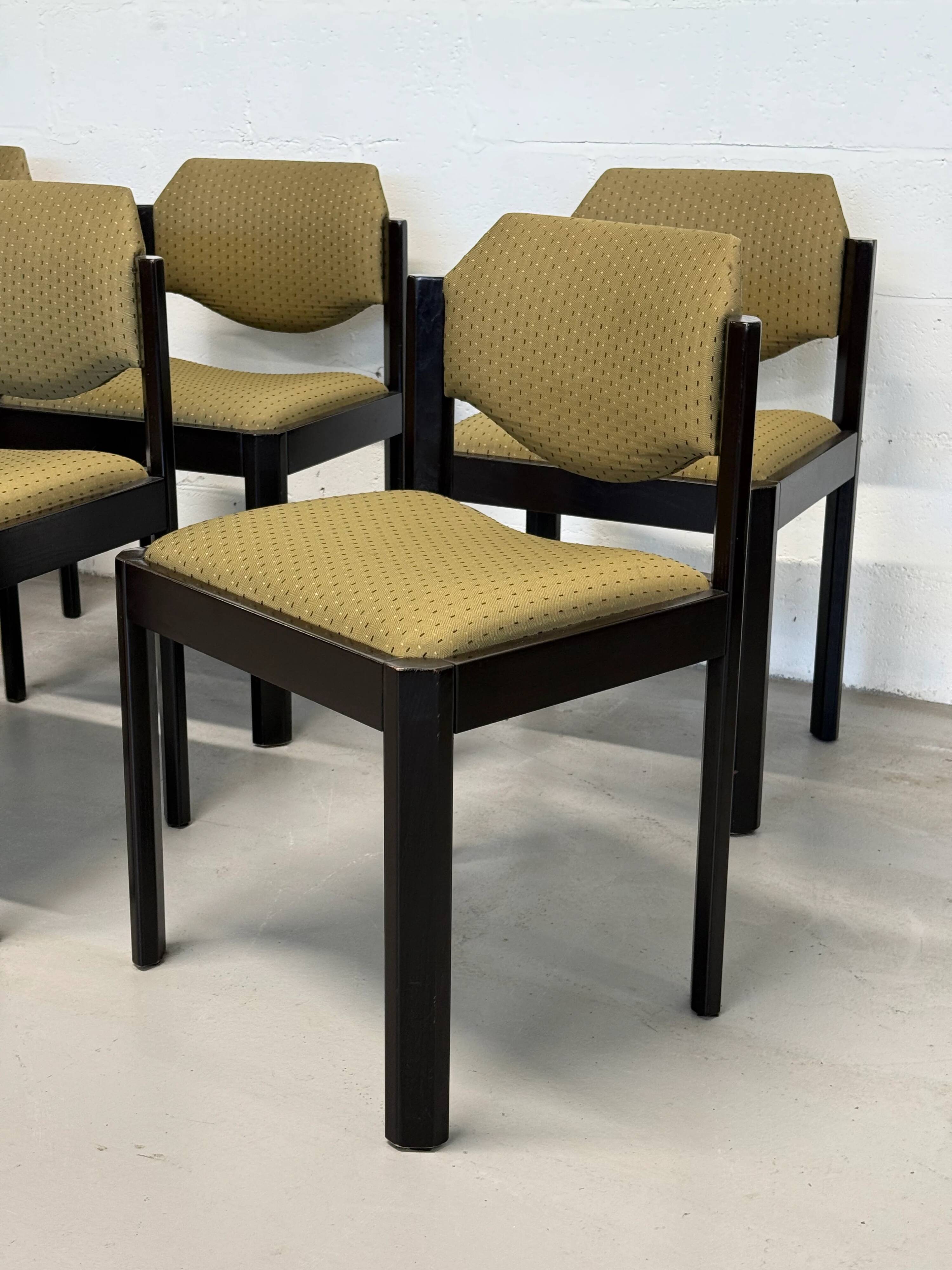 Ensemble de 6 chaises de salle à manger italiennes vintage