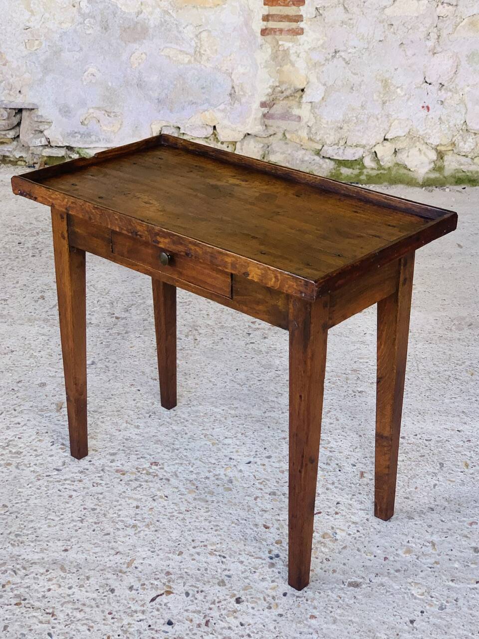 Small console / Side table in walnut 19th century