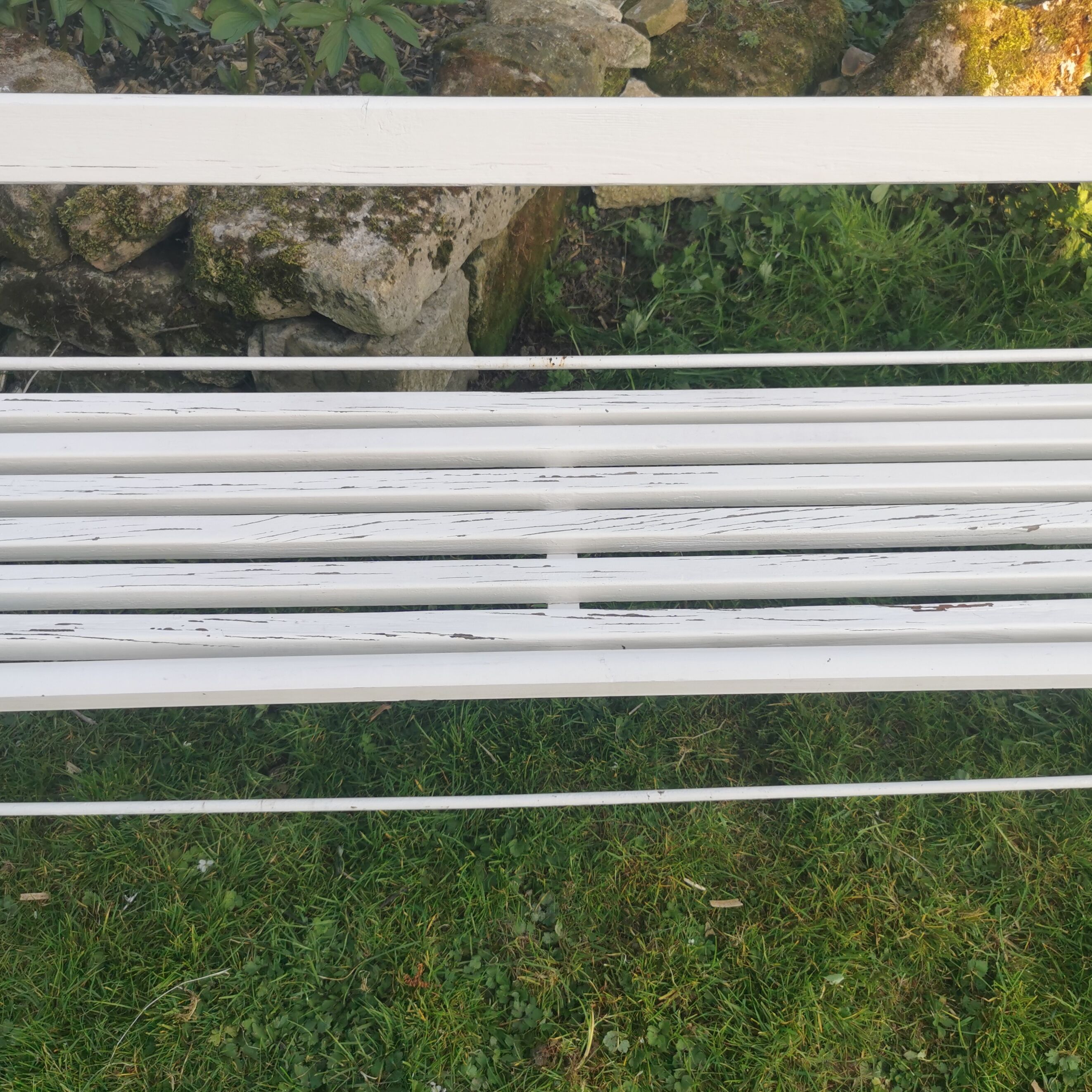 Folding garden bench