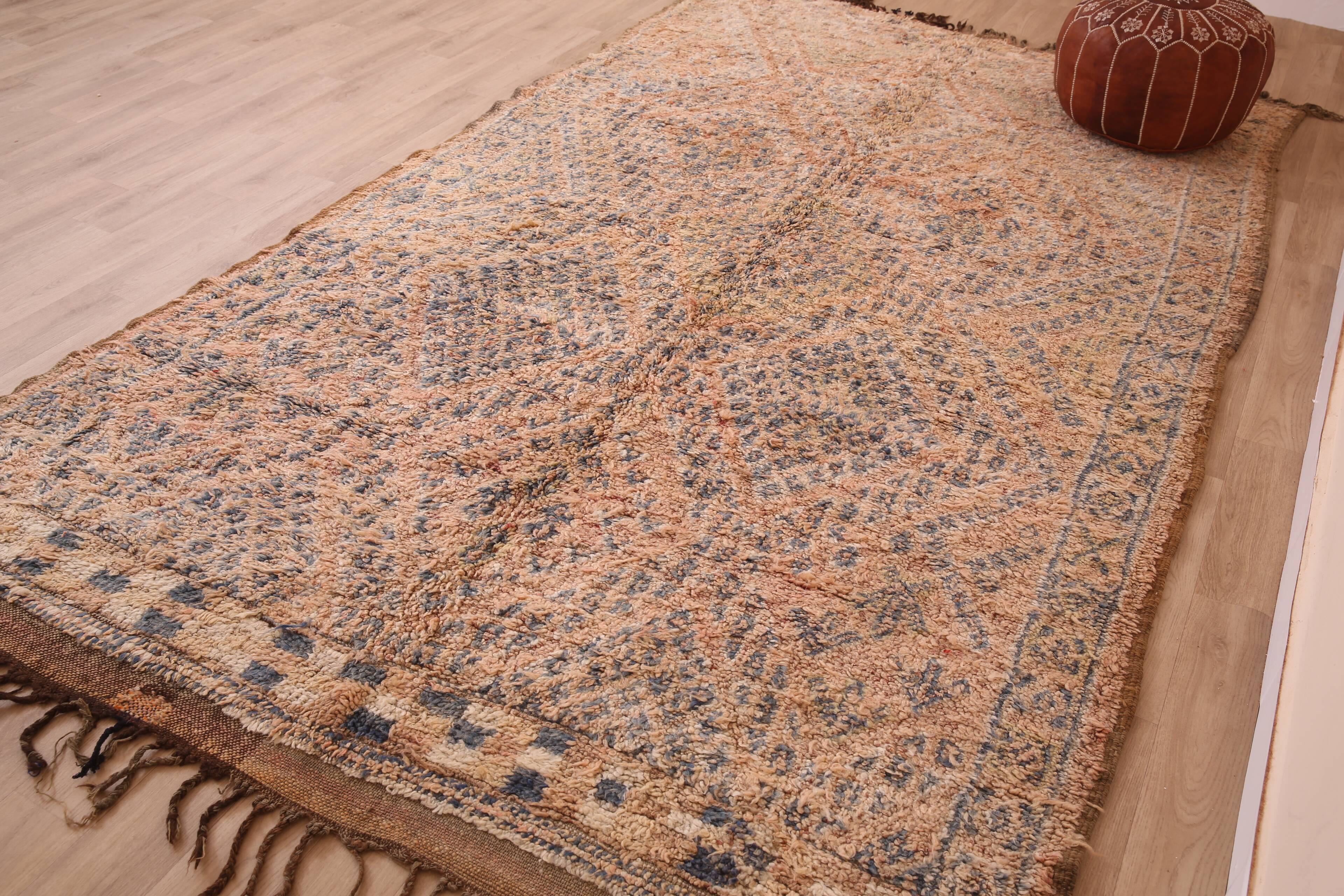 Peach Vintage Moroccan Wool Rug 188 x 317 cm , Berber Rug Handmade, Unique